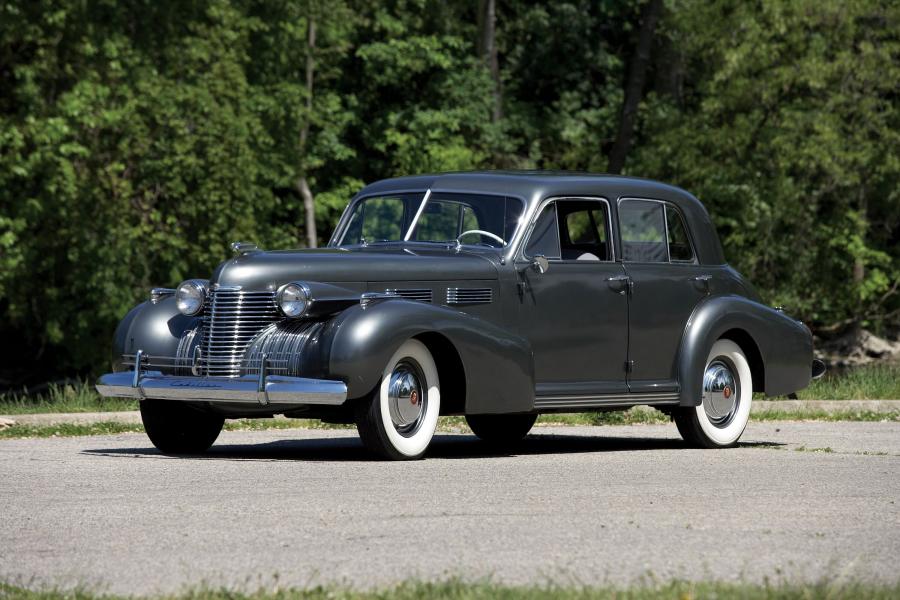  Cadillac Series 60 Special Sedan 1940 года  (фото 1 из 12)